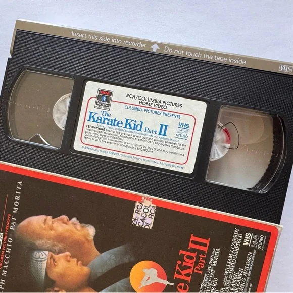 The Karate Kid Part II / VHS 1986 / Sideload Ralph Macchio / Vintage VHS Movie - Picture 6 of 7